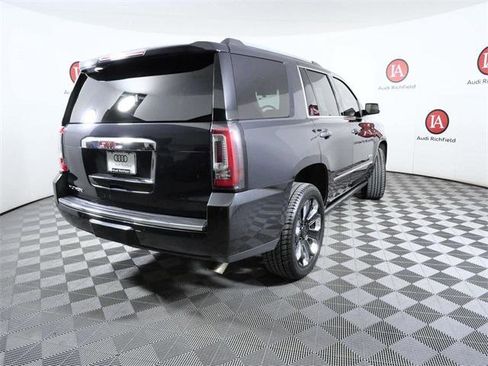 Used 2020 GMC Yukon Denali w/ Denali Ultimate Black Edition image 8