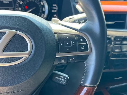 Used 2019 Lexus LX 570 4WD w/ Luxury Package image 22