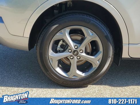 Used 2024 Ford Escape ST-Line w/ Tech Pack #1 AWD/4WD image 5