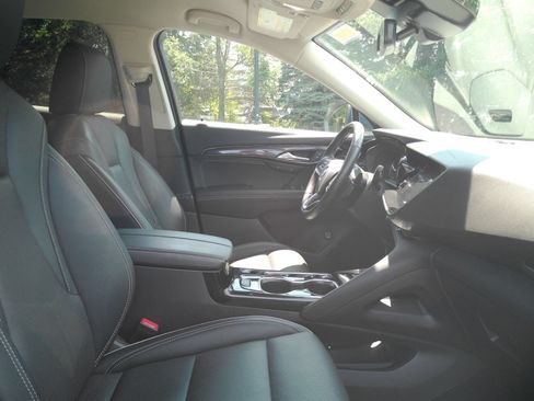 Certified 2023 Buick Envision Essence FWD image 16