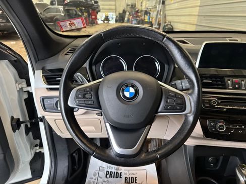 Used 2019 BMW X1 xDrive28i w/ Convenience Package AWD/4WD image 13