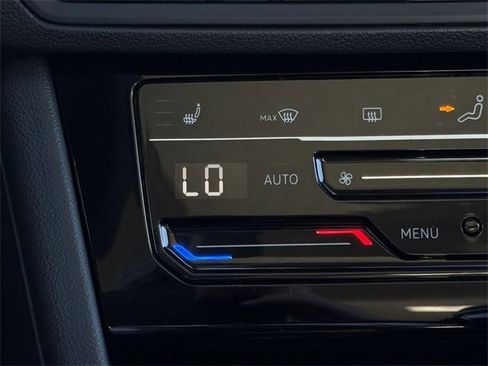 New 2026 Volkswagen Jetta SE image 17