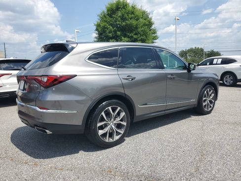 Certified 2024 Acura MDX FWD w/ Technology Package image 5