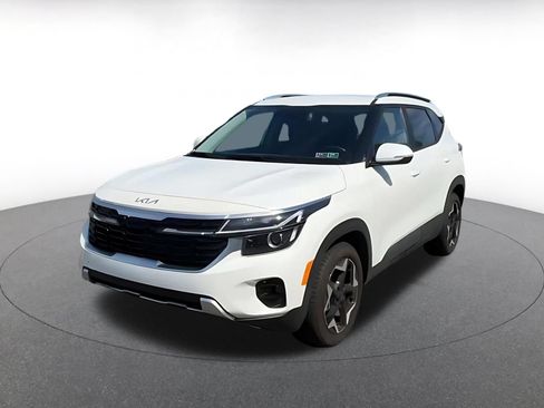 Used 2025 Kia Seltos S FWD image 6