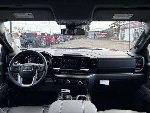 Used 2025 GMC Sierra 1500 SLT w/ SLT Premium Plus Package AWD/4WD image 26
