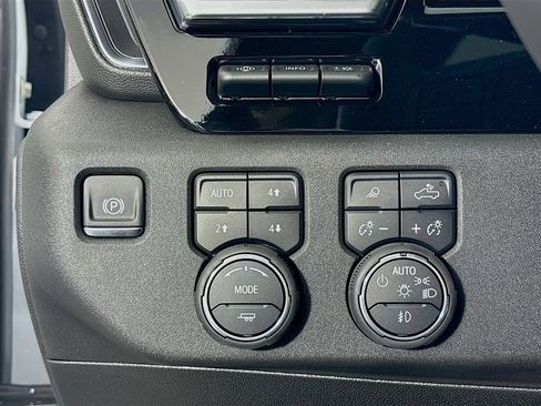 New 2025 Chevrolet Silverado 3500 High Country w/ Technology Package image 10