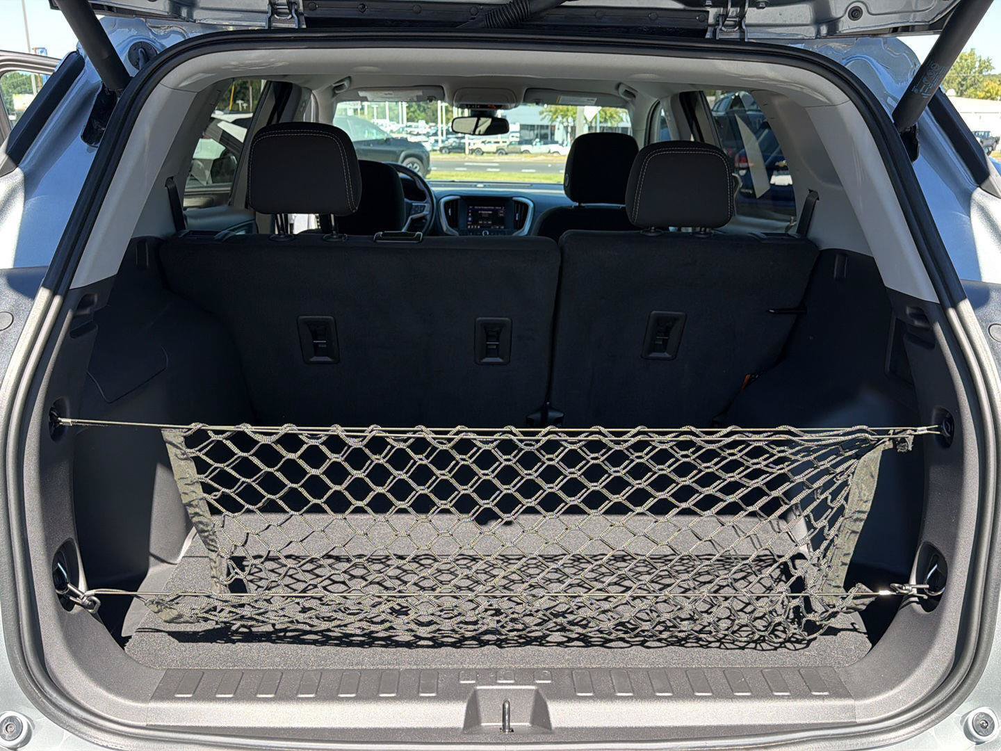 Used 2024 GMC Terrain SLE w/ Driver Convenience Package AWD/4WD image 31