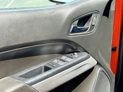 Used 2021 Chevrolet Colorado ZR2 w/ ZR2 Dusk Special Edition image 17