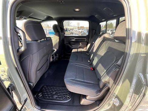 New 2026 RAM 1500 4x4 Crew Cab image 33