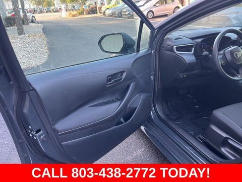 Used 2026 Toyota Corolla LE FWD image 4