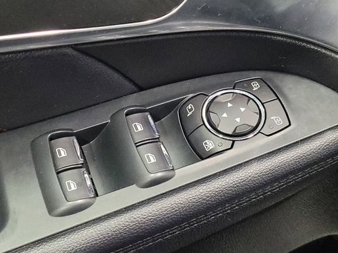 Used 2024 Ford Edge SEL image 27