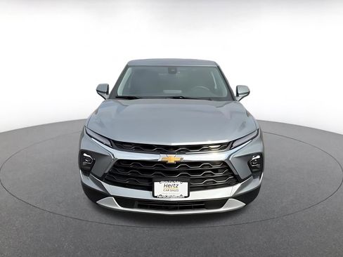 Used 2025 Chevrolet Blazer LT image 4