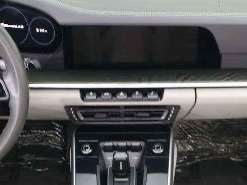 Used 2021 Porsche 911 Carrera 4S image 22