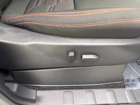 Used 2025 Nissan Frontier PRO-4X w/ Interior Protection Package AWD/4WD image 49