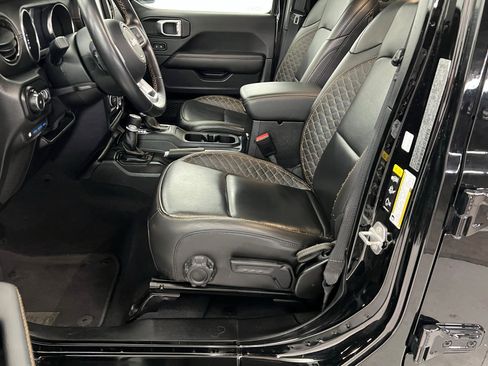 Used 2021 Jeep Wrangler Unlimited Sahara image 20