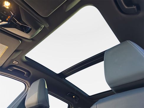 Used 2025 BMW X1 xDrive28i image 32