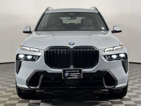 Used 2026 BMW X7 xDrive40i AWD/4WD image 6