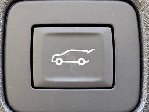 New 2026 Buick Envista Sport Touring w/ Convenience I Package FWD image 11