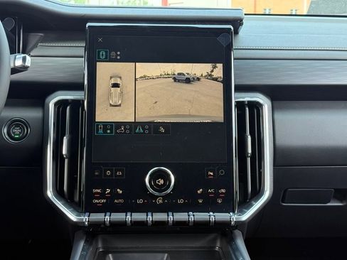 New 2026 GMC Acadia Elevation image 38