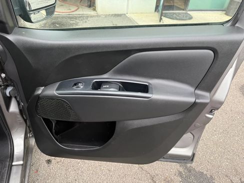 Used 2018 RAM ProMaster City Tradesman FWD image 17