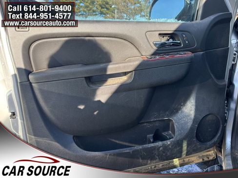 Used 2013 Chevrolet Avalanche LT image 9