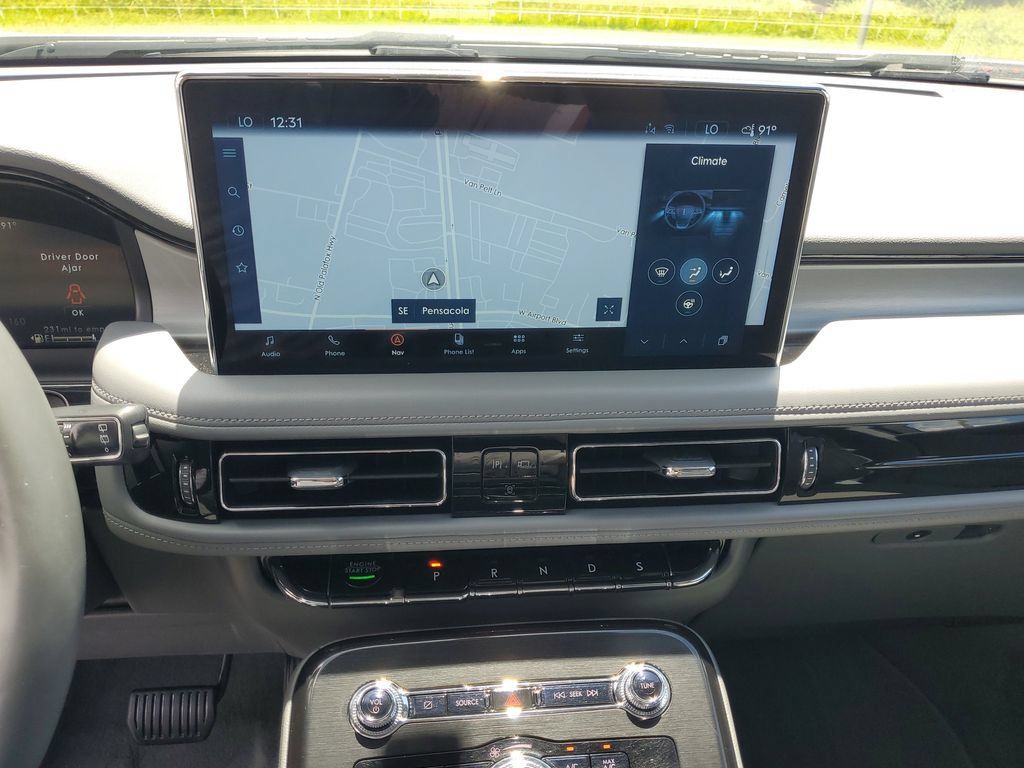 Used 2022 Lincoln Nautilus Reserve FWD image 18