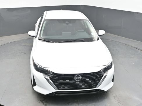 Used 2025 Nissan Sentra SV FWD image 30