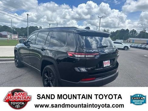 Used 2023 Jeep Grand Cherokee L Limited w/ Luxury Tech Group II AWD/4WD image 5