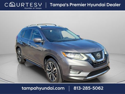 Used 2019 Nissan Rogue SL w/ Premium Package image 4