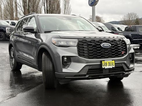 New 2026 Ford Explorer ST w/ Sun And Sound Package image 3