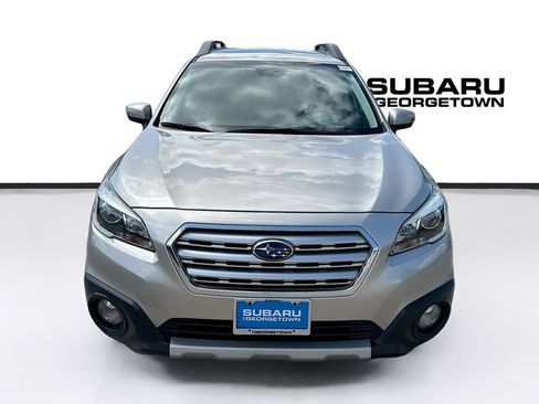 Used 2016 Subaru Outback 2.5i Limited AWD/4WD image 2
