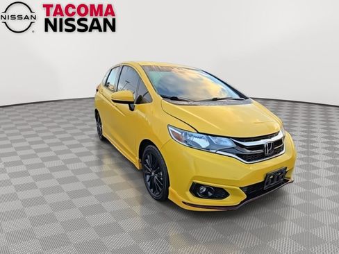 Used 2018 Honda Fit Sport image 2