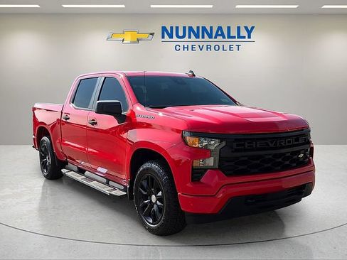 Used 2022 Chevrolet Silverado 1500 Custom AWD/4WD image 7
