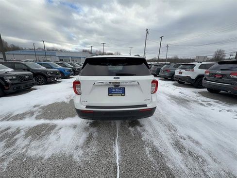 Certified 2023 Ford Explorer XLT image 6