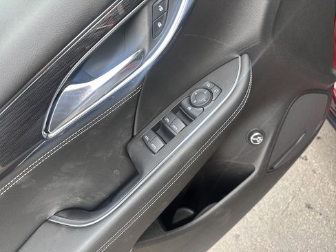 Used 2022 Buick Envision Preferred image 16