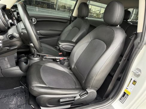 Used 2020 MINI Cooper 2-Door Hardtop FWD image 14