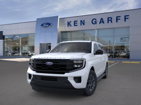 New 2026 Ford Expedition Max Active AWD/4WD image 2