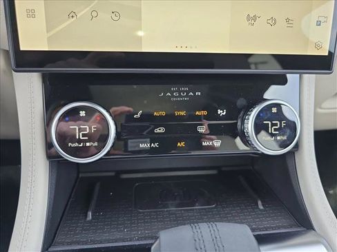 New 2026 Jaguar F-PACE R-Dynamic S AWD/4WD image 22