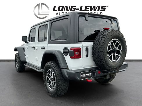 Used 2024 Jeep Wrangler Unlimited Rubicon image 4