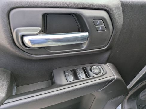 Used 2025 Chevrolet Silverado 1500 W/T w/ WT Value Package image 12