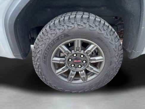 Used 2024 GMC Sierra 1500 AT4X AWD/4WD image 15