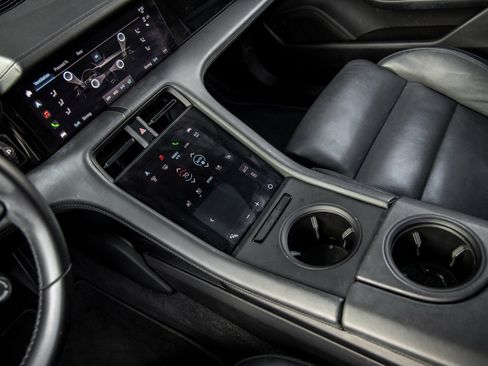 Certified 2023 Porsche Taycan GTS image 31