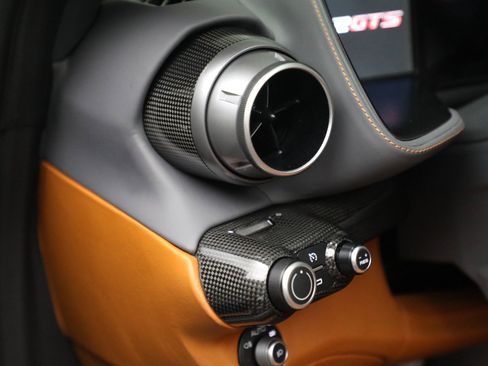 Certified 2021 Ferrari 812 GTS image 26