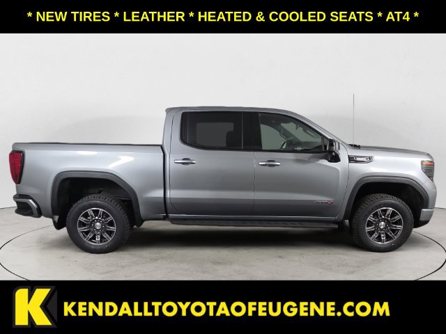 Used 2024 GMC Sierra 1500 AT4 w/ AT4 Premium Package AWD/4WD image 4