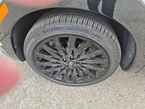 Certified 2025 Hyundai Santa Fe Calligraphy image 14