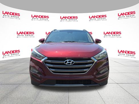 Used 2016 Hyundai Tucson Limited w/ Option Group 03 FWD image 9