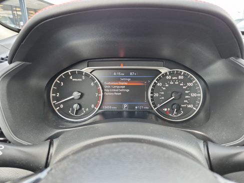 Used 2024 Nissan Altima 2.5 SR AWD/4WD image 23