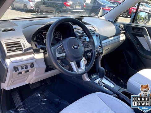 Used 2018 Subaru Forester 2.5i Premium AWD/4WD image 18