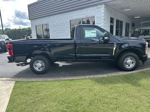 New 2025 Ford F350 XL w/ 360-Degree Camera Package RWD image 8