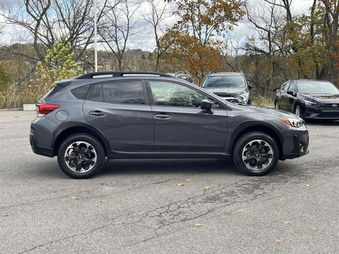 Certified 2023 Subaru Crosstrek 2.0i image 6